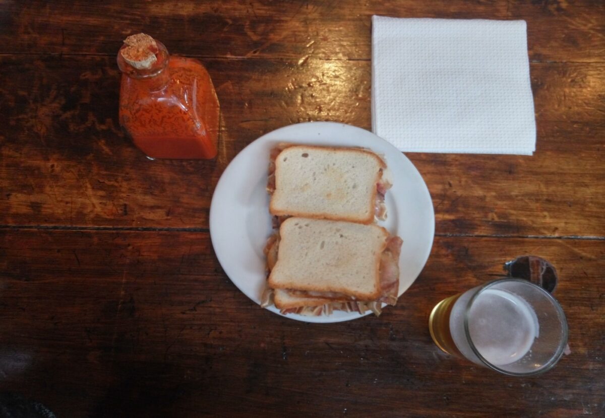 Minutejos. El sándwich castizo de Madrid que no te puedes perder
