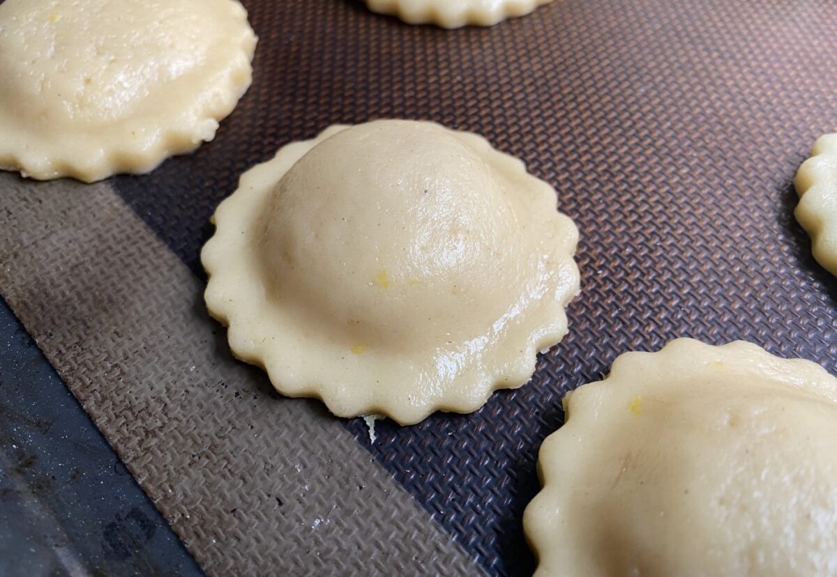 Pastelillos murcianos rellenos de cabello de ángel