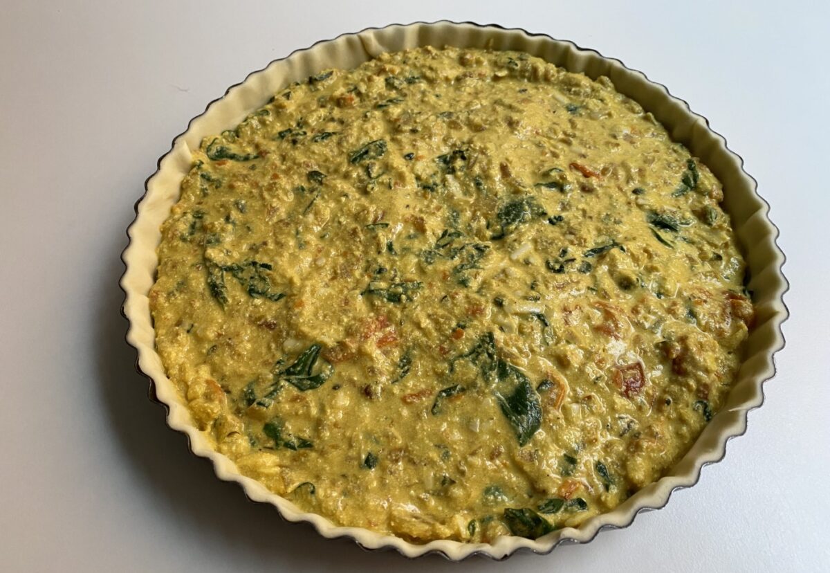 Quiche vegana. Un plato con una gran variedad de verduras
