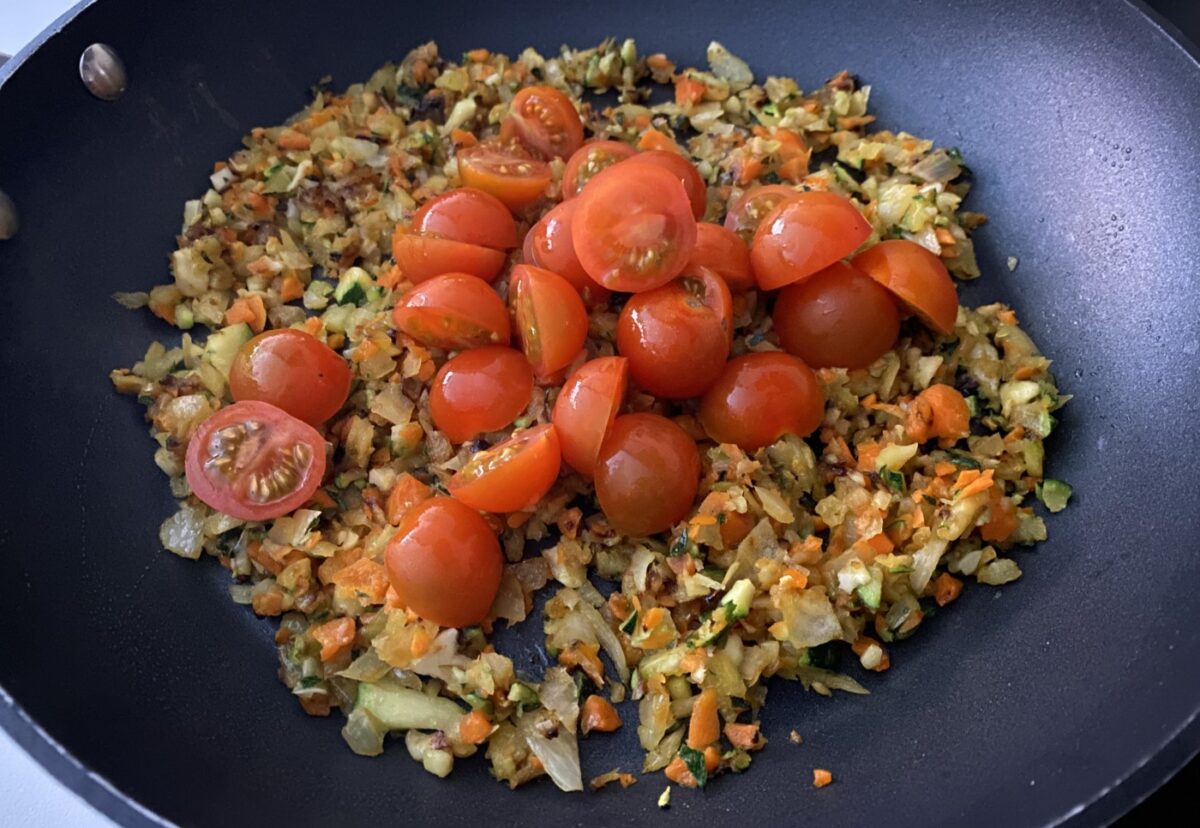 Quiche vegana. Un plato con una gran variedad de verduras