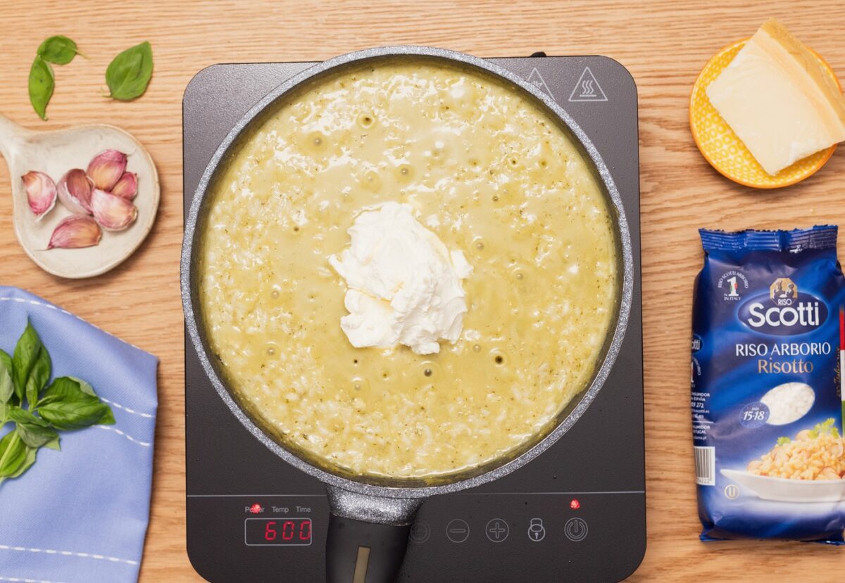Risotto a la Genovesa. Un delicioso arroz con salsa pesto