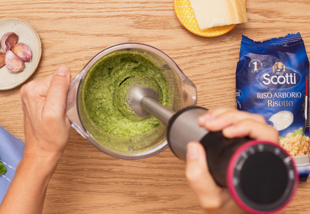 Risotto a la Genovesa. Un delicioso arroz con salsa pesto