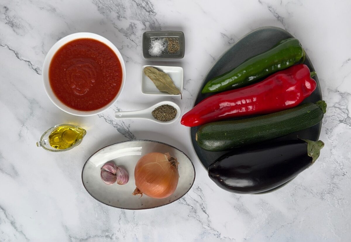 Samfaina catalana. Una receta clásica de guiso de verduras