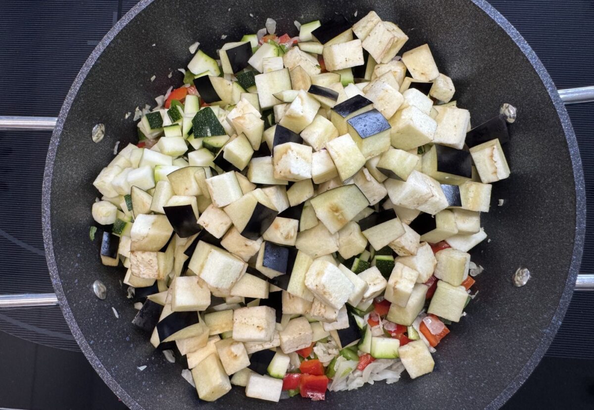Samfaina catalana. Una receta clásica de guiso de verduras