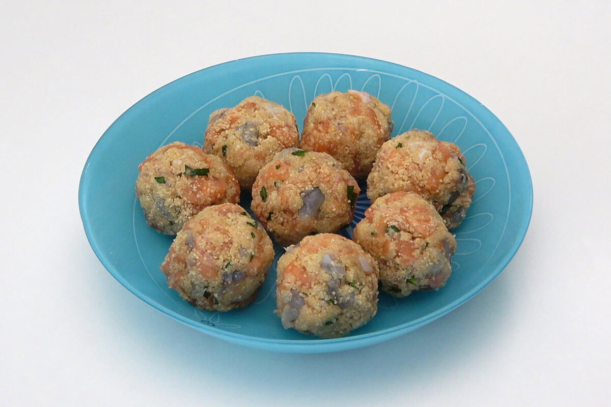 albóndigas salmón y langostinos paso 17