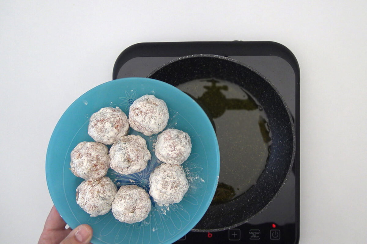 albóndigas salmón y langostinos paso 20