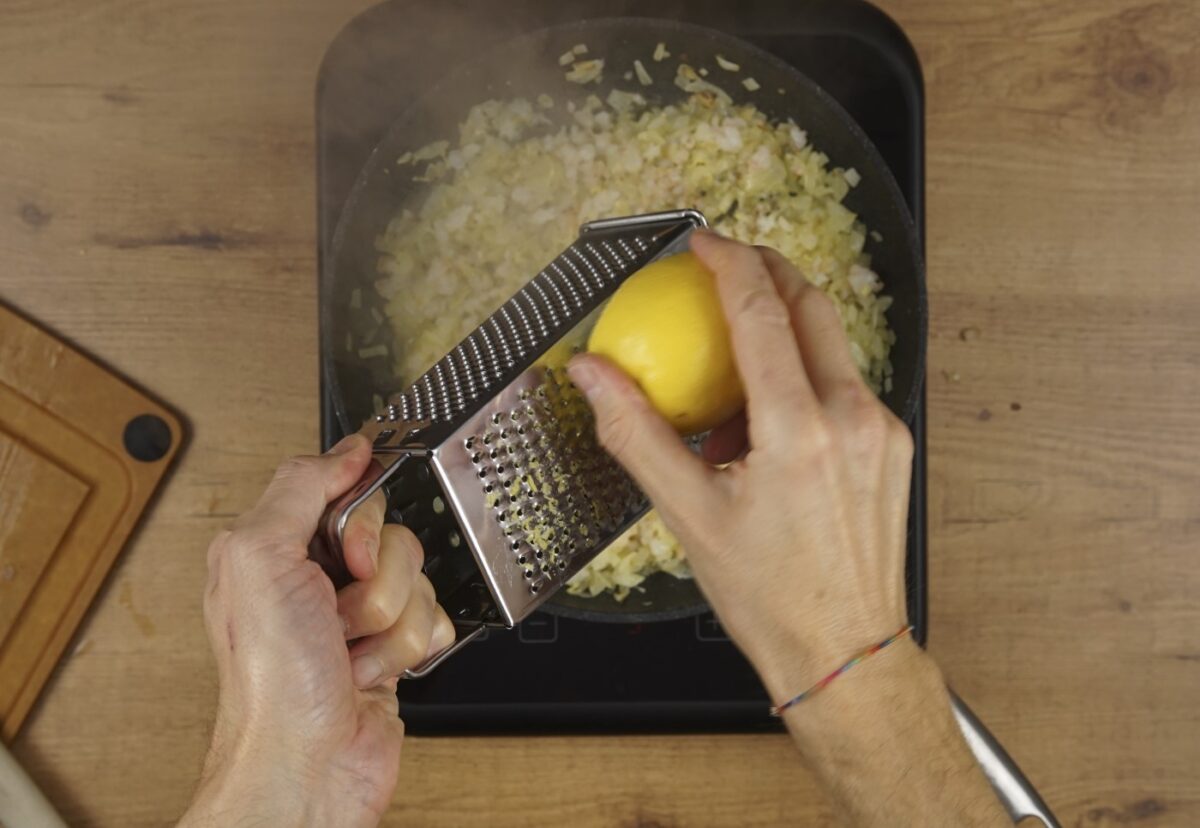 Calabacín relleno de gambas. La receta paso a paso