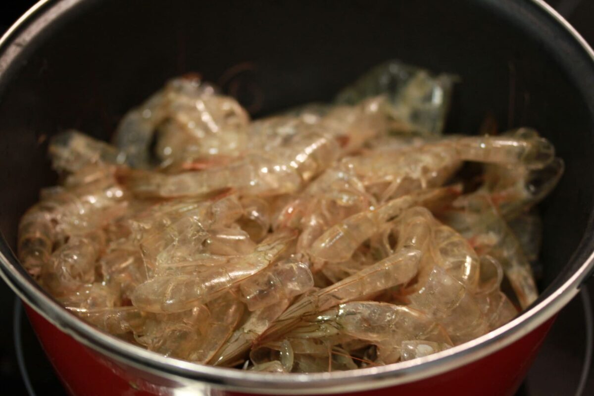 caldos langostinos paso 5
