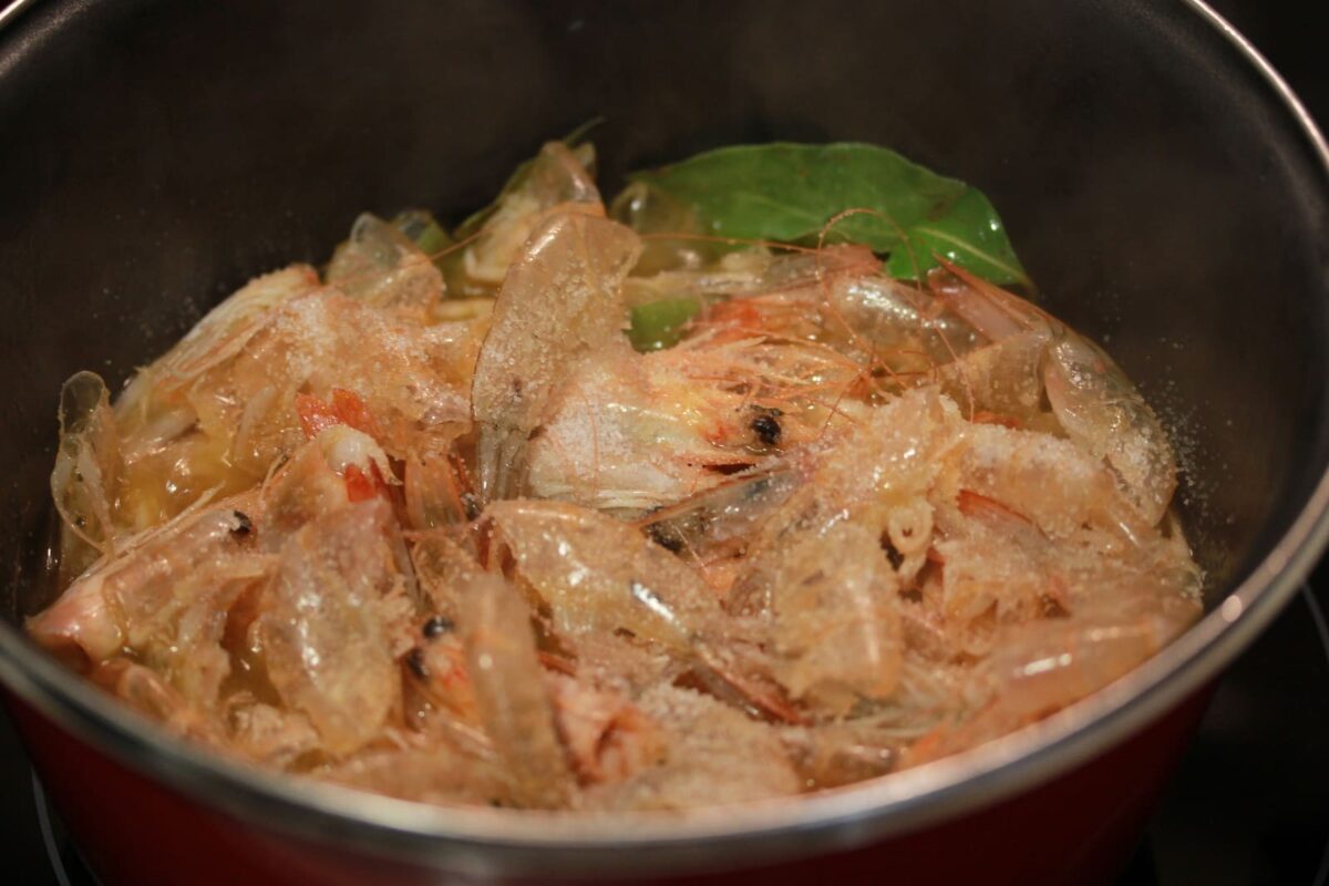 caldos langostinos paso 6