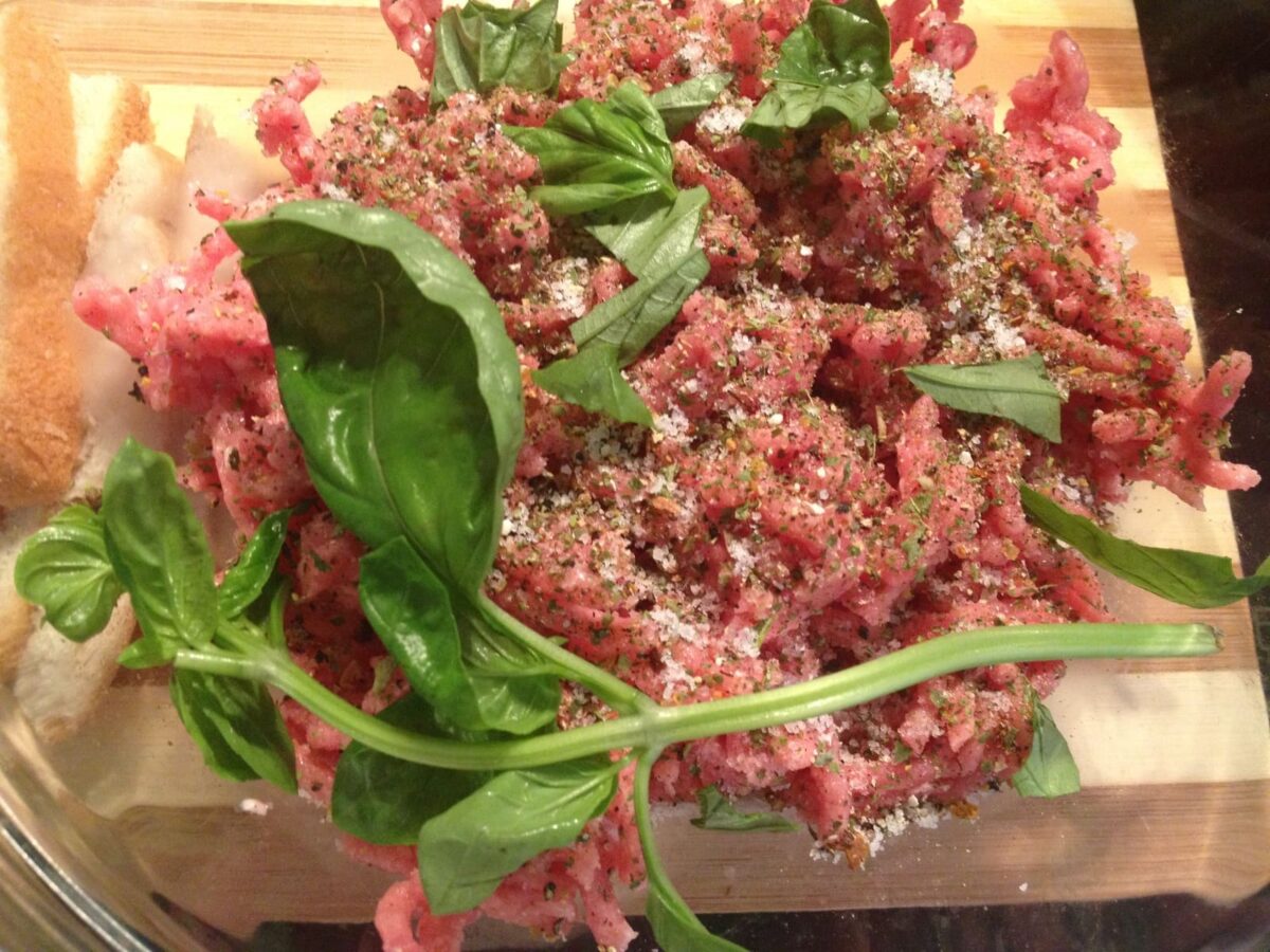 filetes rusos con tomate y albahaca paso3