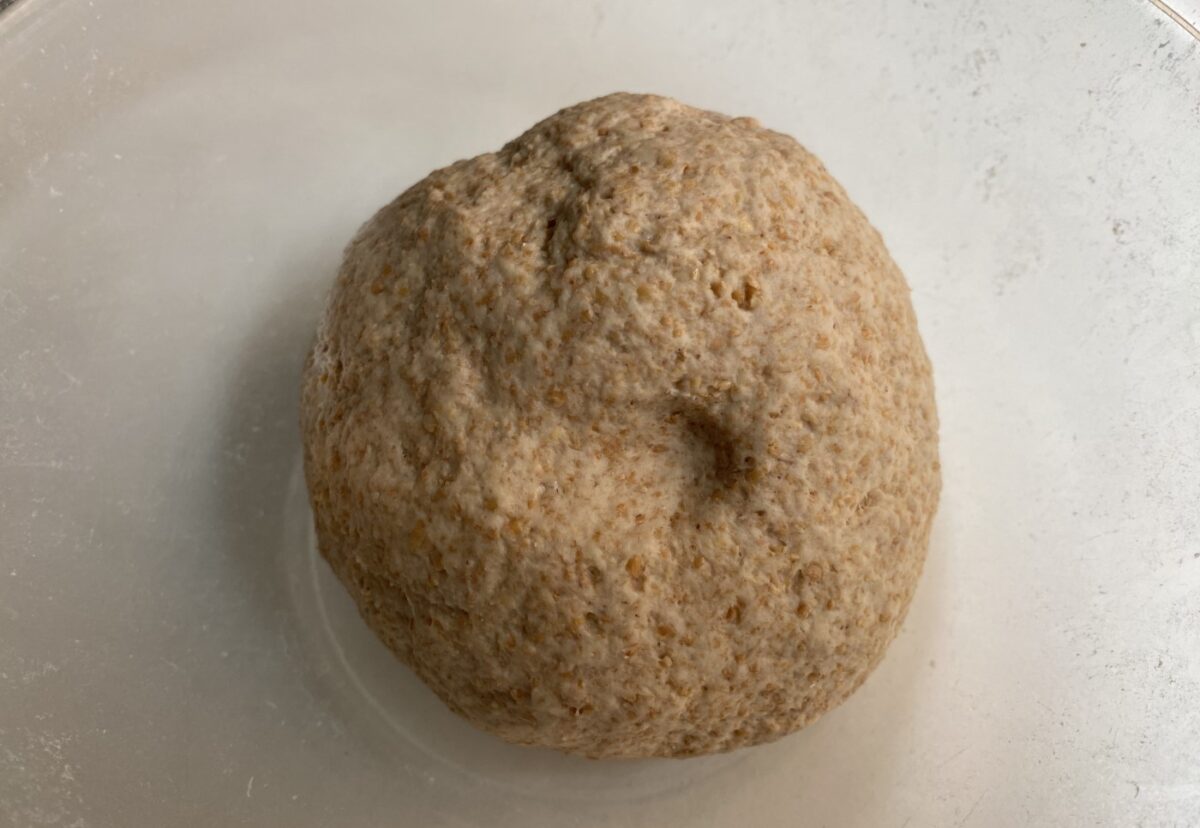 Masa de pizza integral con levadura normal o con masa madre