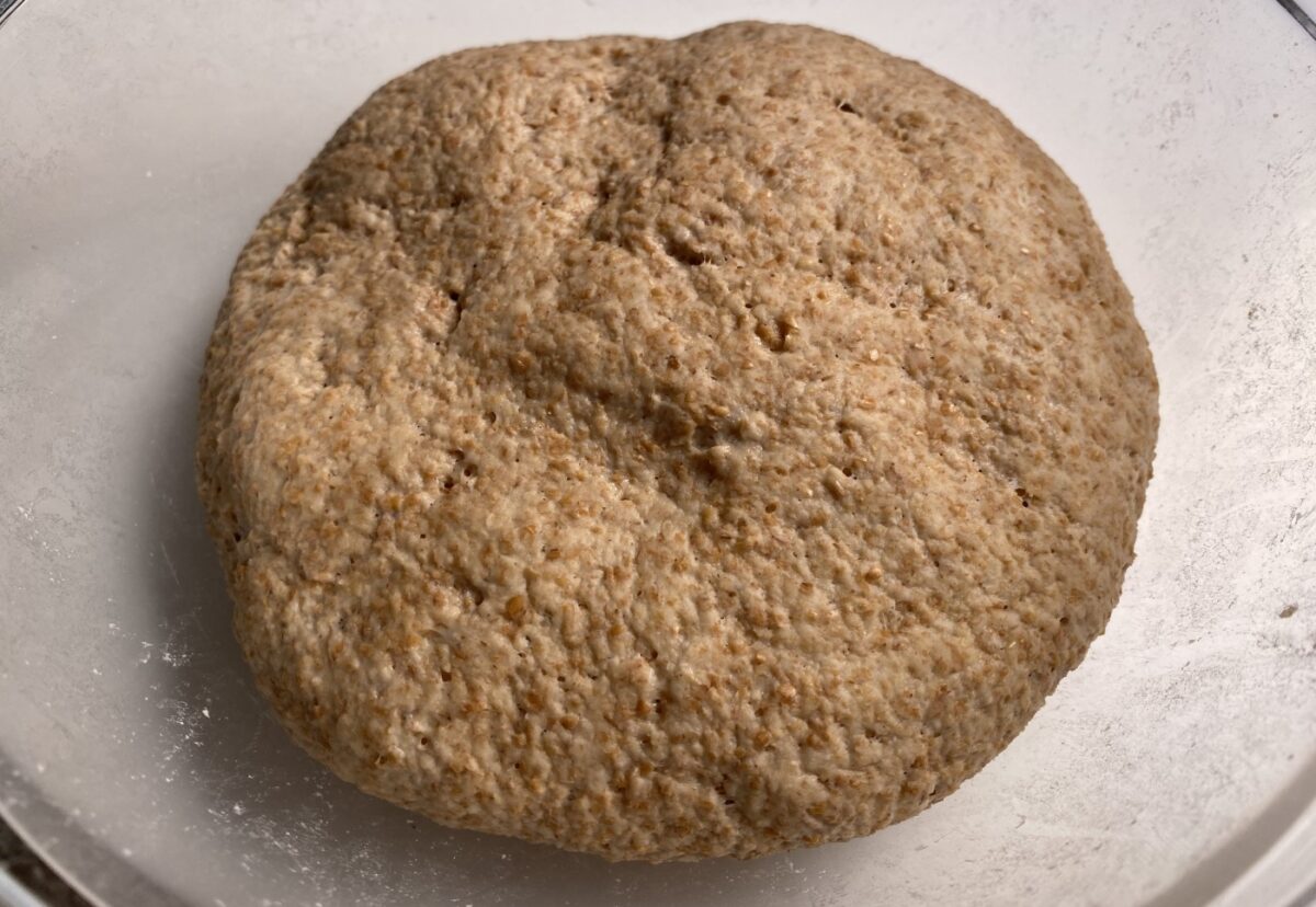 Masa de pizza integral con levadura normal o con masa madre