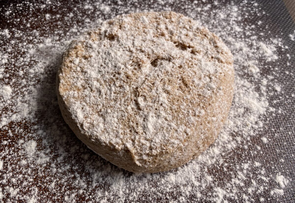 Masa de pizza integral con levadura normal o con masa madre