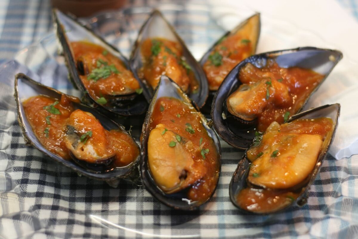 mejillones en salsa picante paso 15