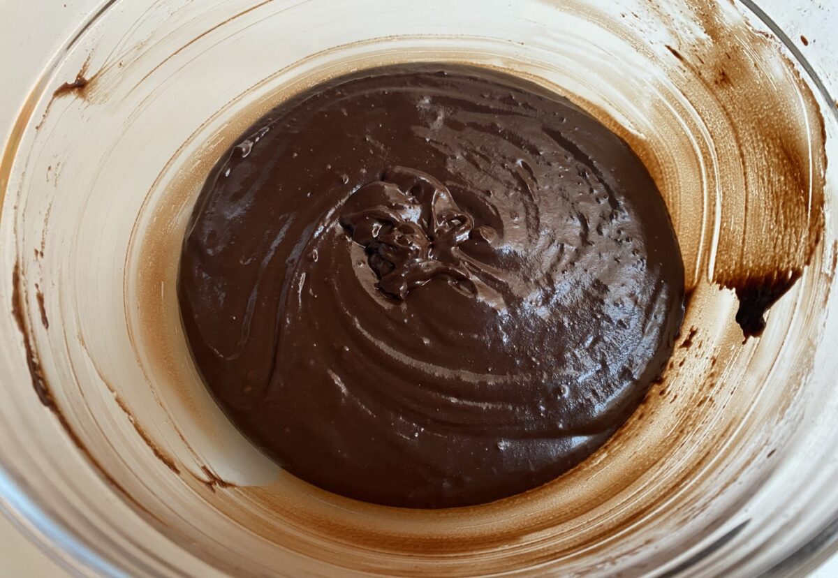 Tarta flan o chocotarta. Un postre de chocolate y flan