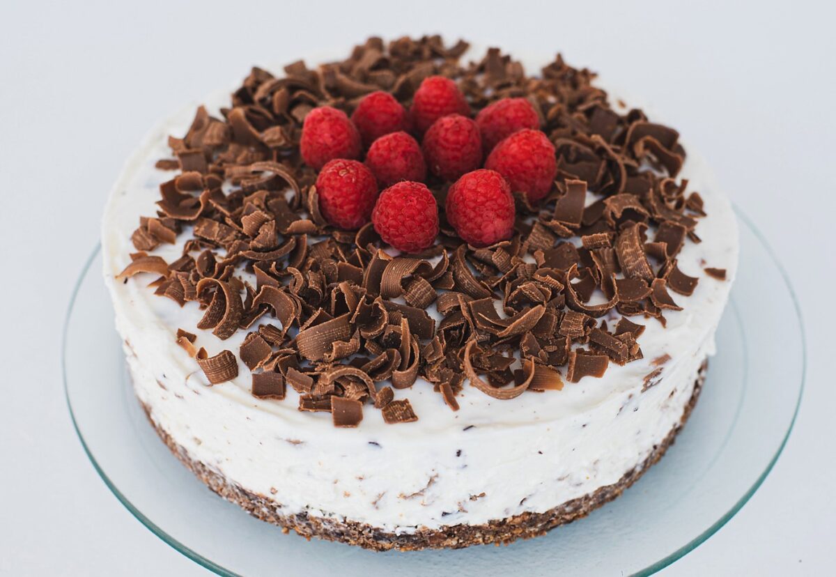 Tarta Stracciatella paso a paso y muy sencilla