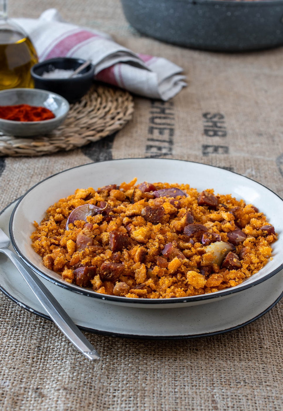 Migas al pastor. La receta tradicional de Aragón