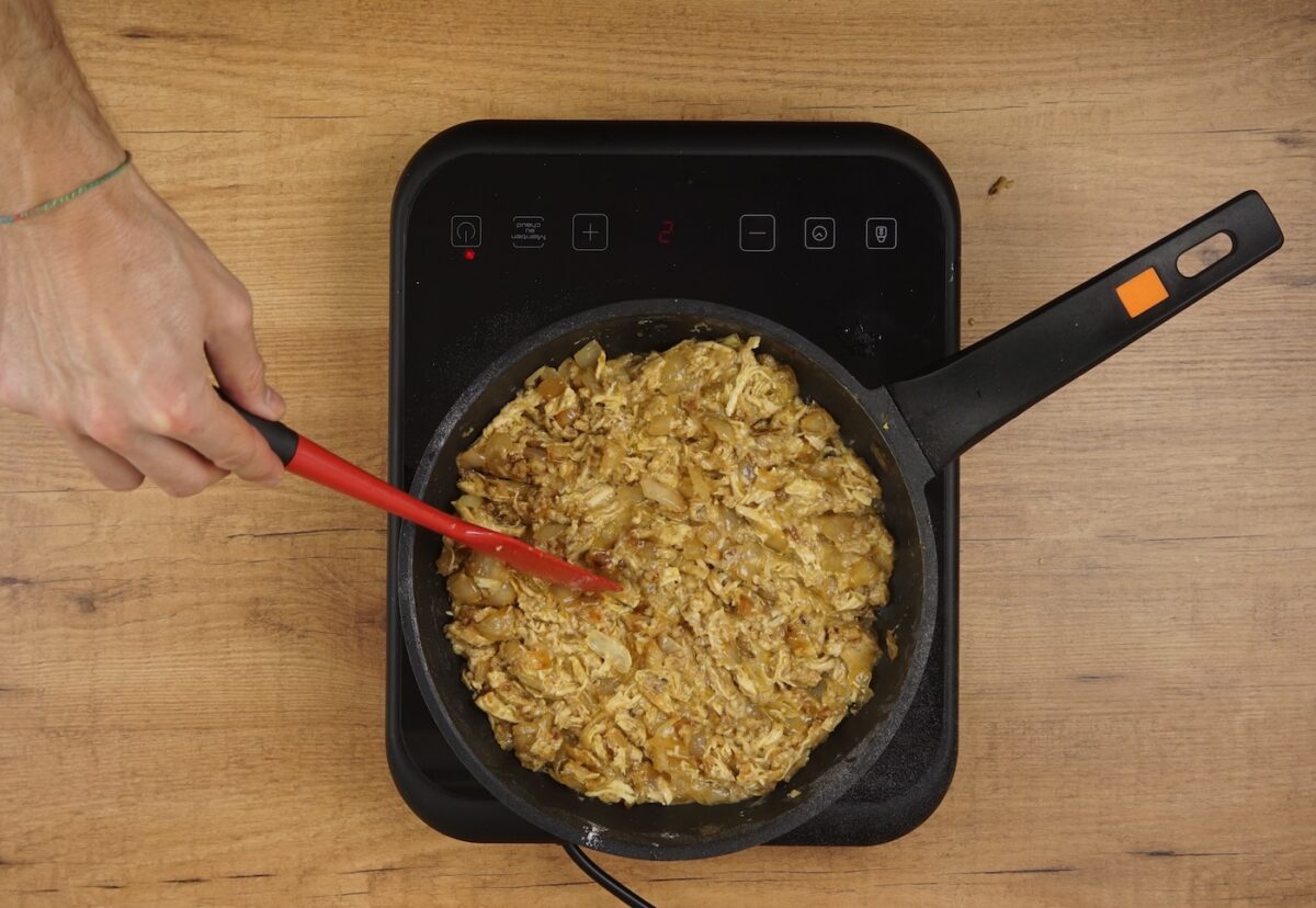 Ají de gallina. Un plato fácil de pollo y arroz