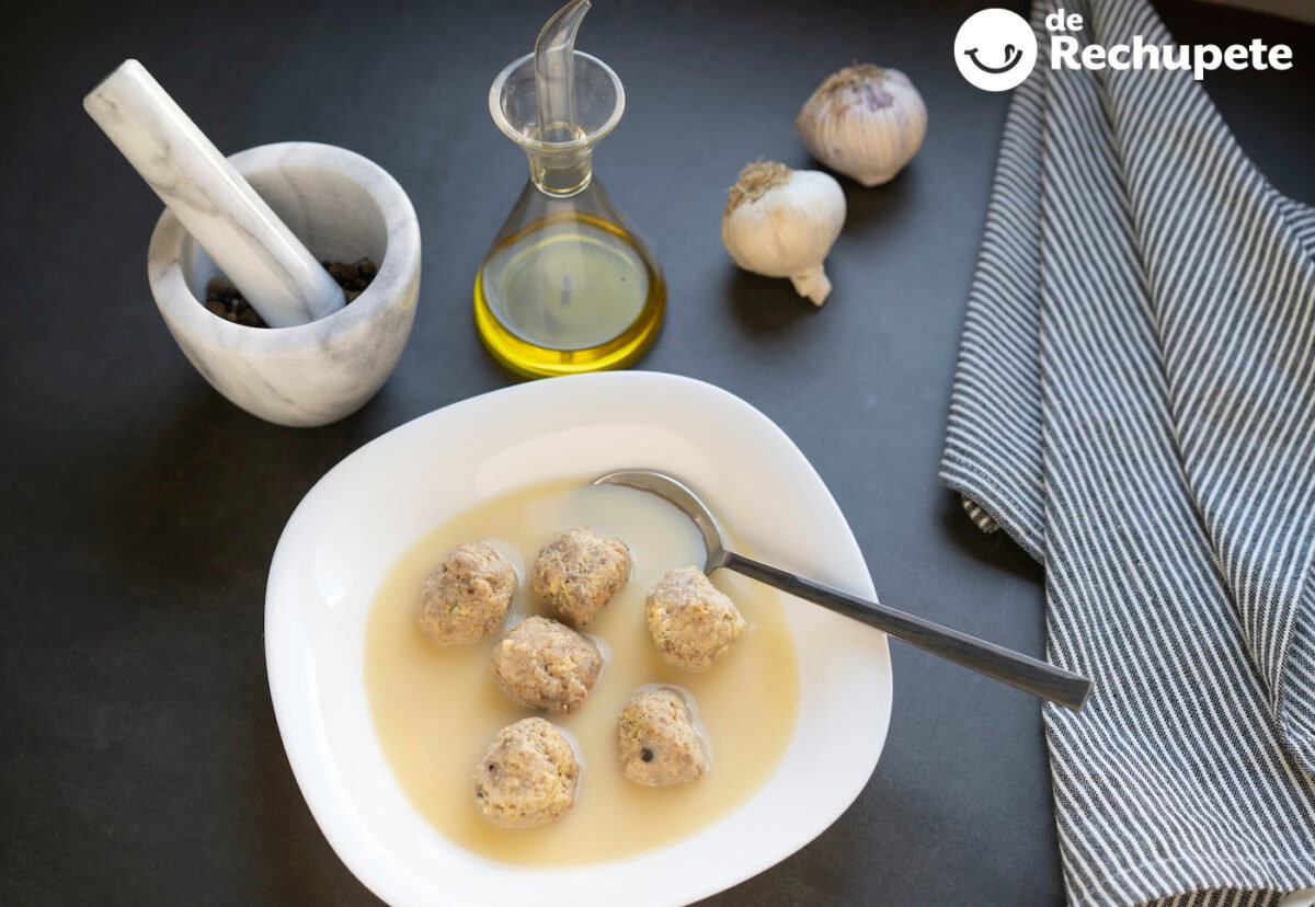Albóndigas en caldo paso a paso