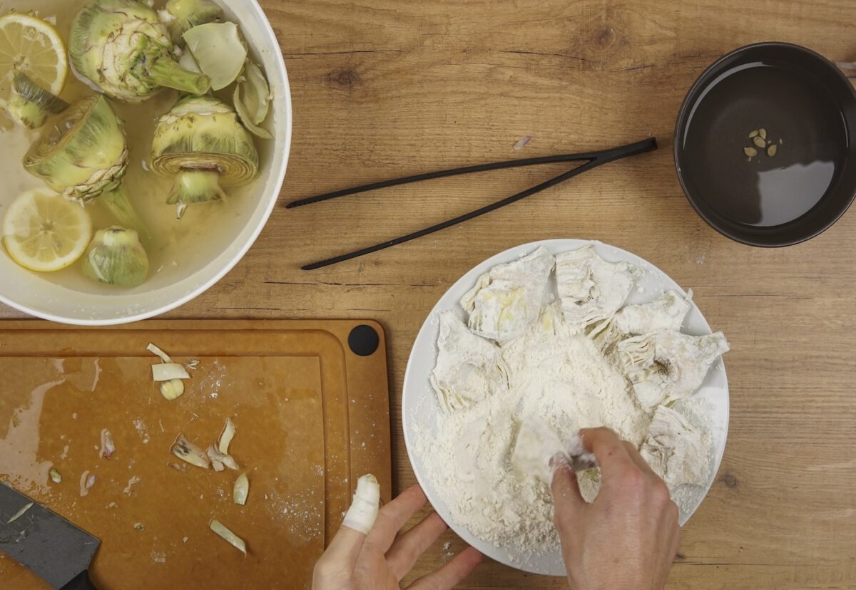 Alcachofas cocinadas de 3 formas: crudas, fritas y al horno