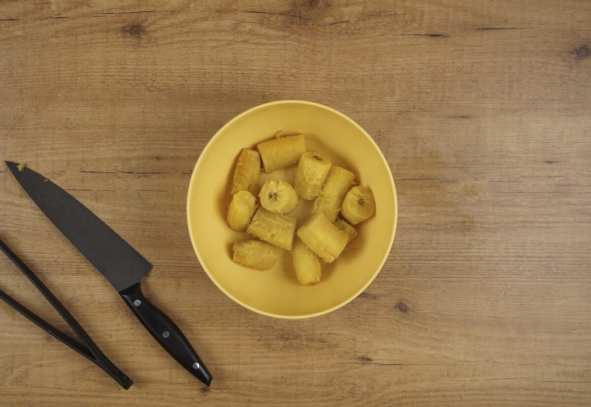 Arepas de plátano macho maduro paso a paso