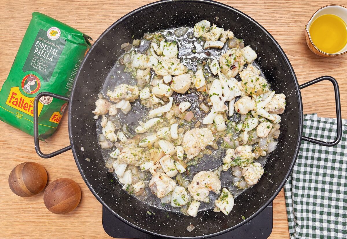 Arroz al senyoret. El arroz típico y clásico de la Comunidad Valenciana
