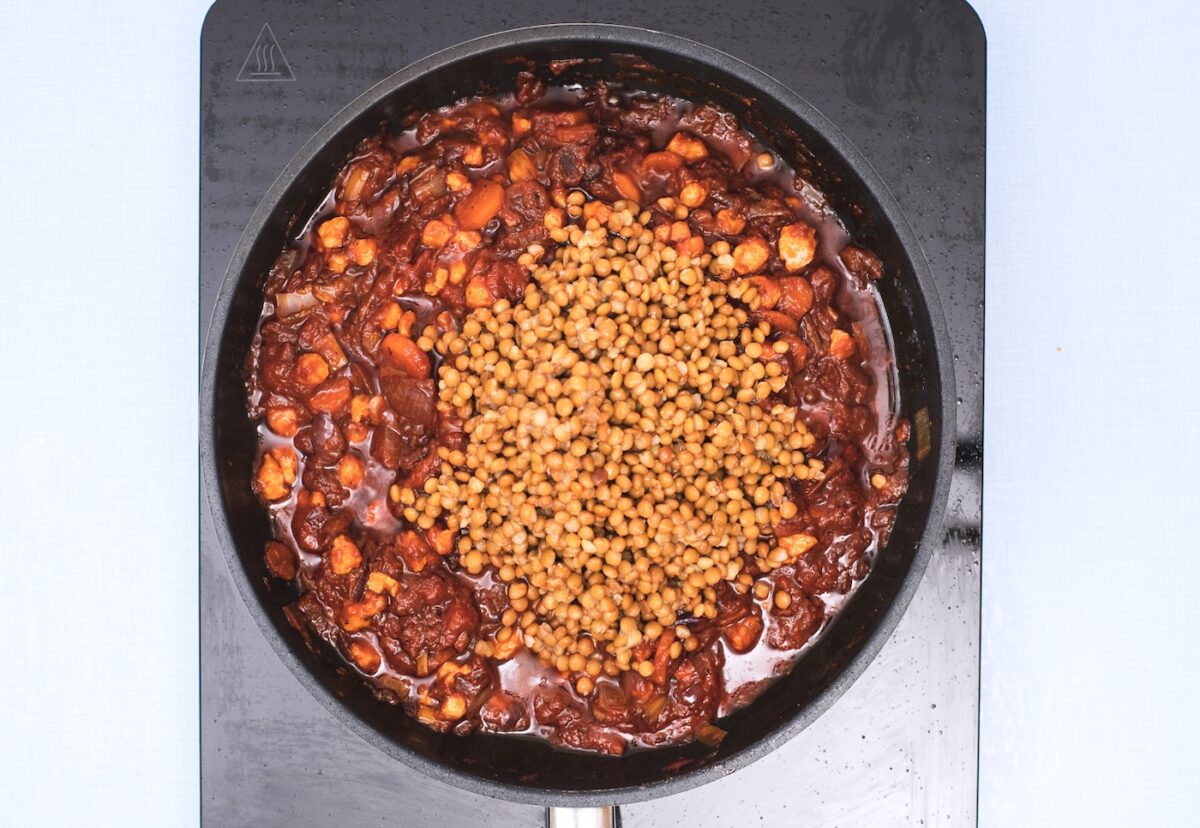 Salsa boloñesa vegetariana, perfecta para acompañar la pasta