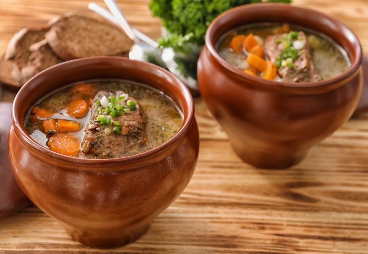 Cómo cocinar en olla de barro. Consejos y recomendaciones