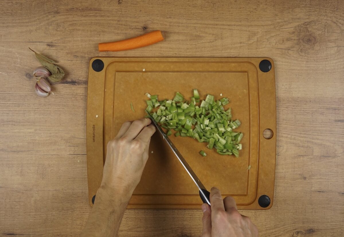 Conejo a la Cazadora. Una receta clásica y tradicional paso a paso