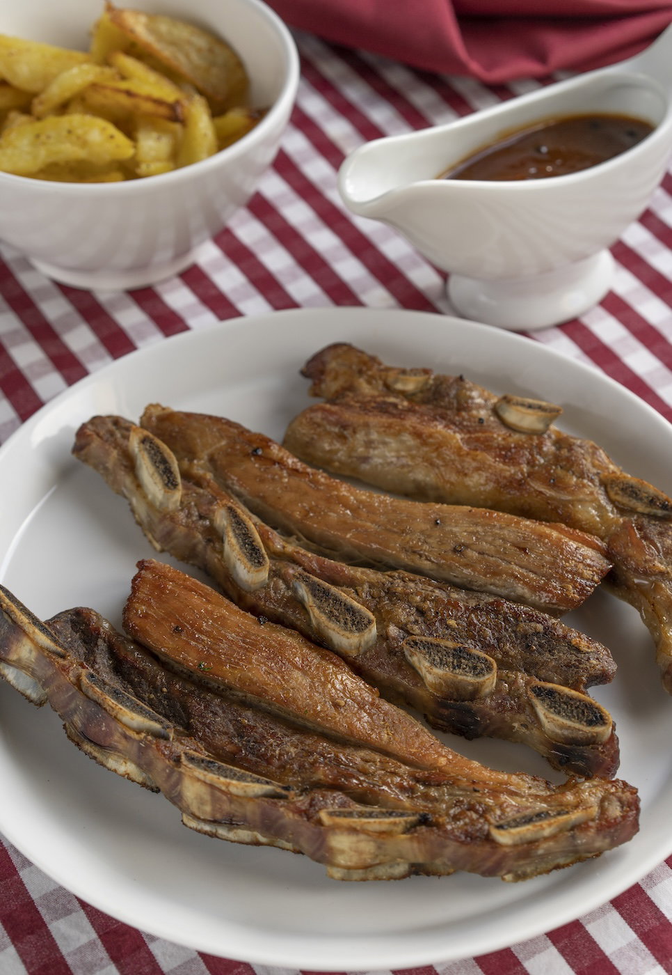 Costillas de ternera asadas con patatas paso a paso