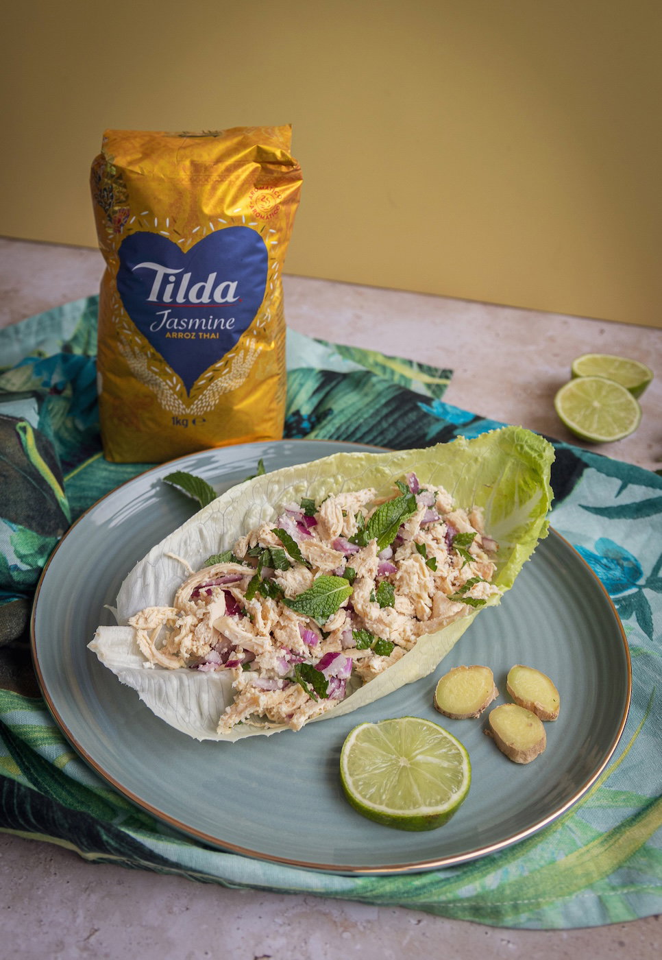 Ensalada de pollo estilo Thai (Laab Kai)