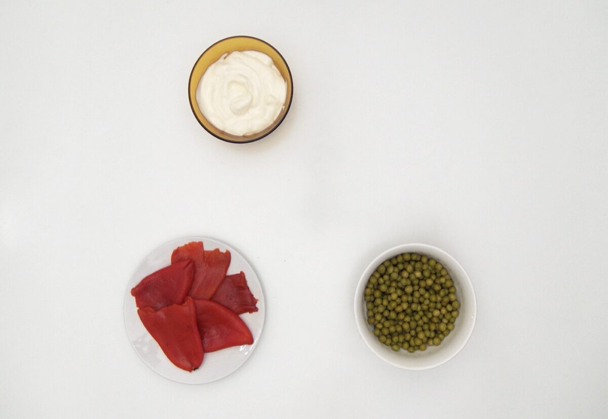 Ensaladilla de pollo. Una receta casera y tradicional