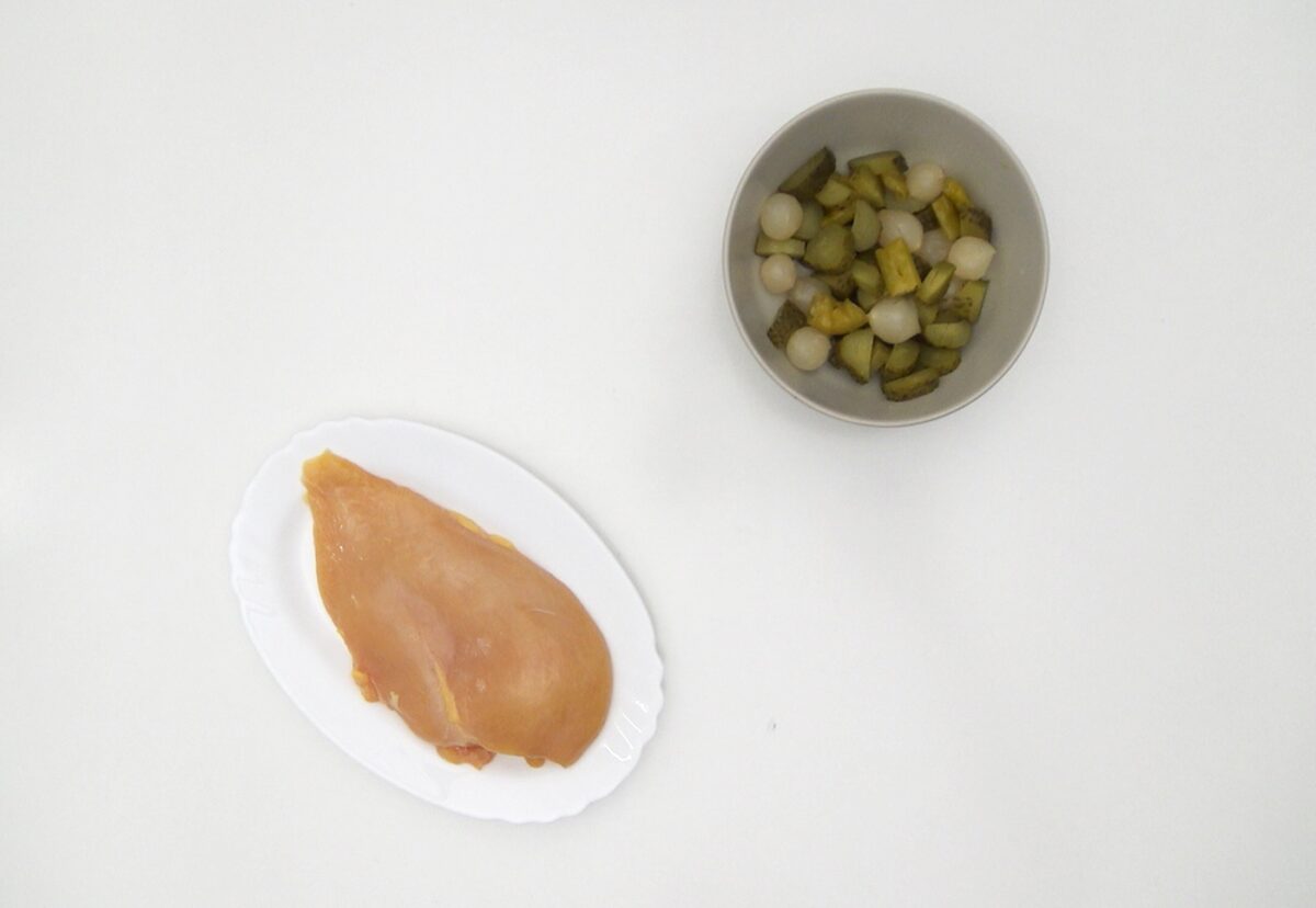 Ensaladilla de pollo. Una receta casera y tradicional