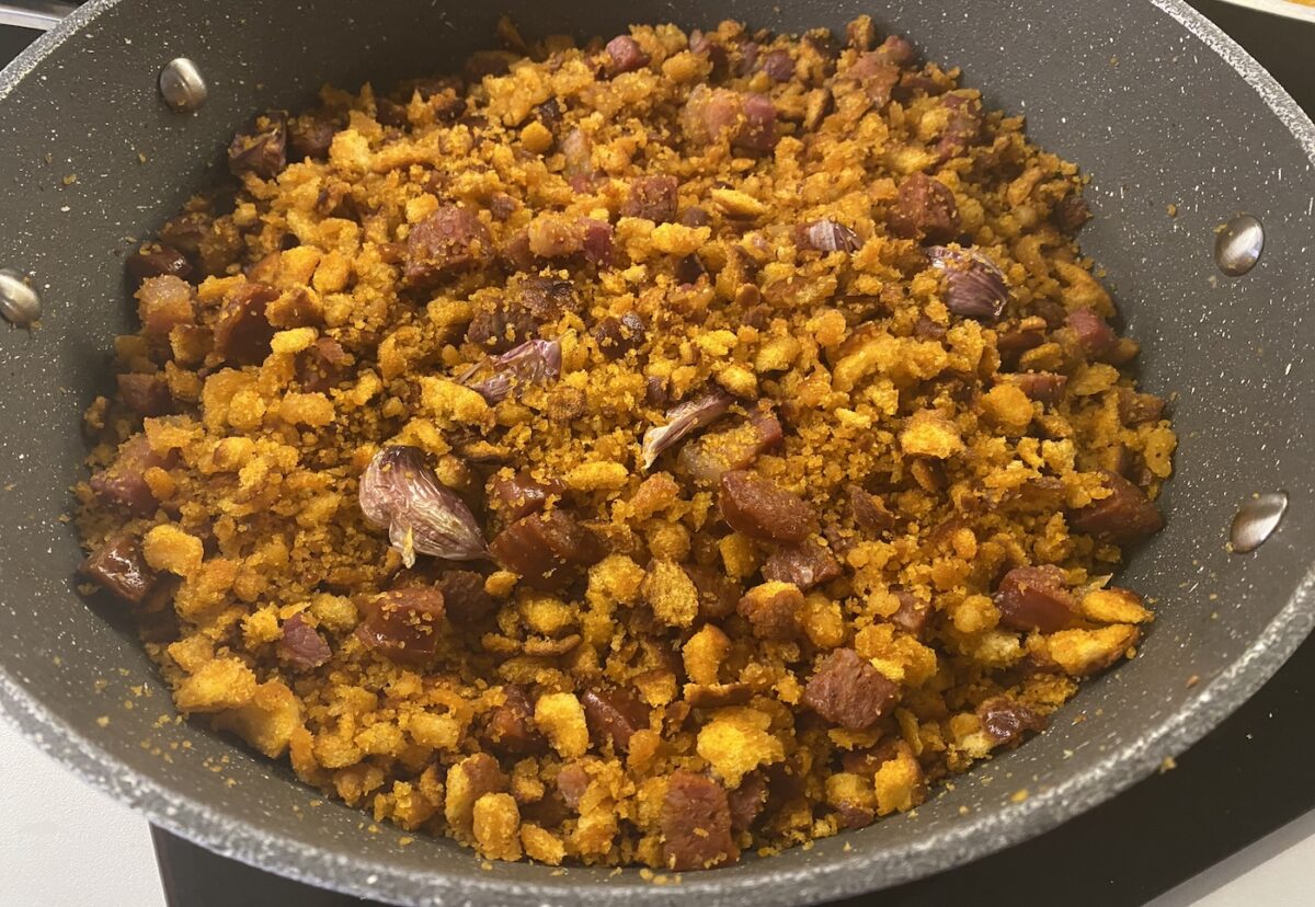 Migas al pastor. La receta tradicional de Aragón