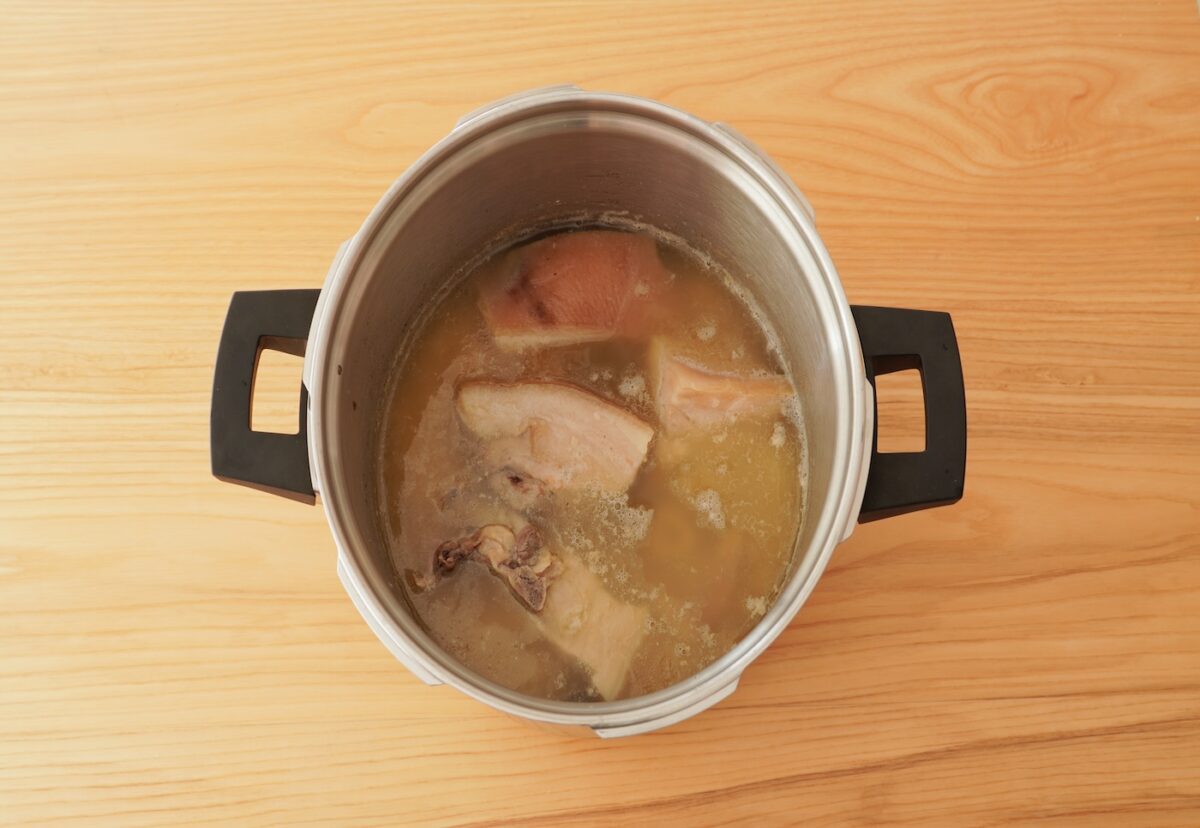 Olla de cerdo murciana. Un cocido tradicional delicioso