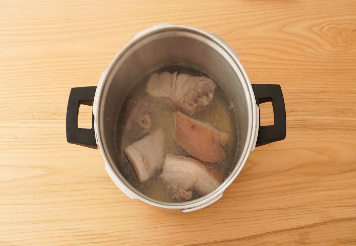 Olla de cerdo murciana. Un cocido tradicional delicioso
