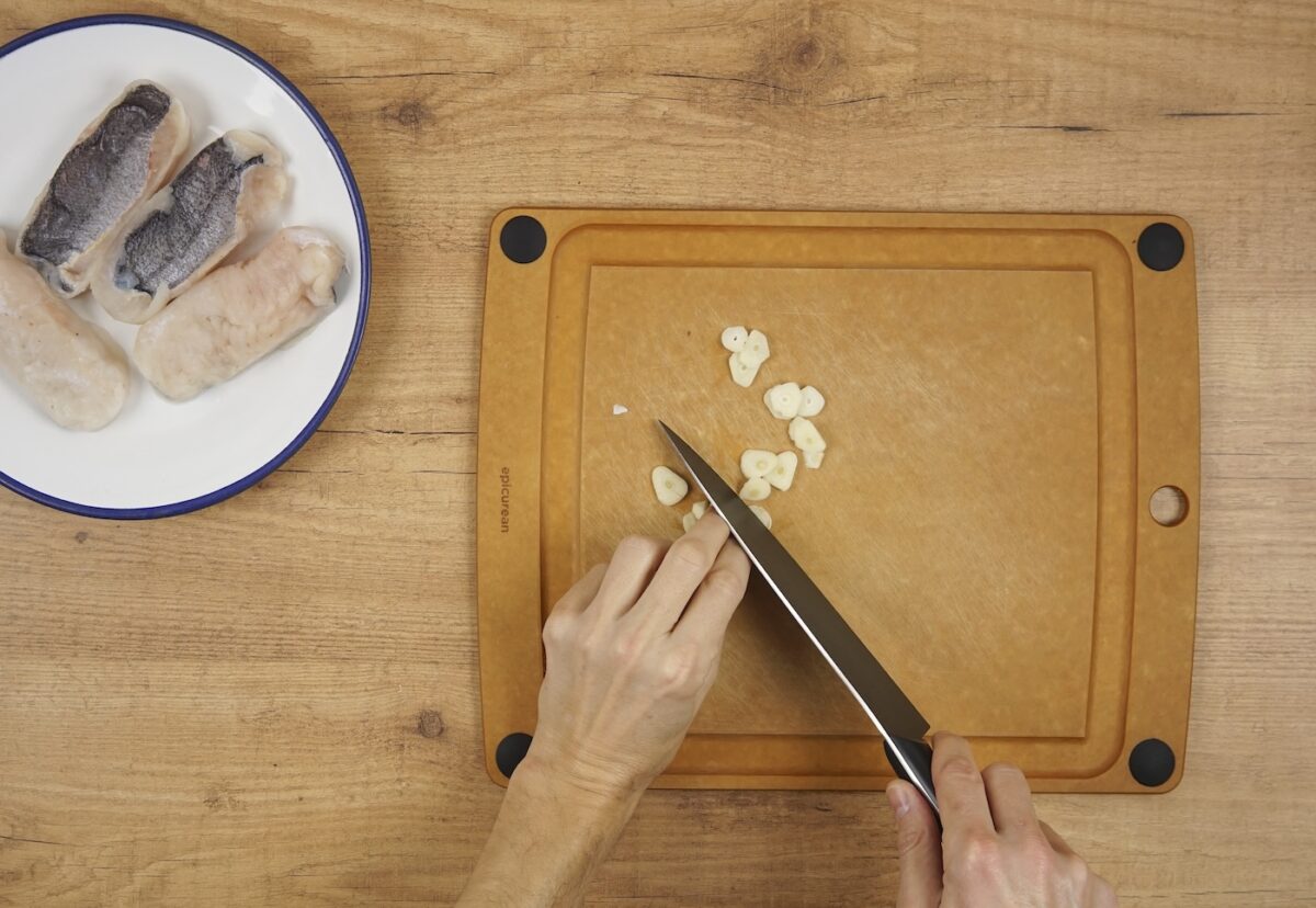 Pescado a la roteña. Una receta fácil de Cádiz