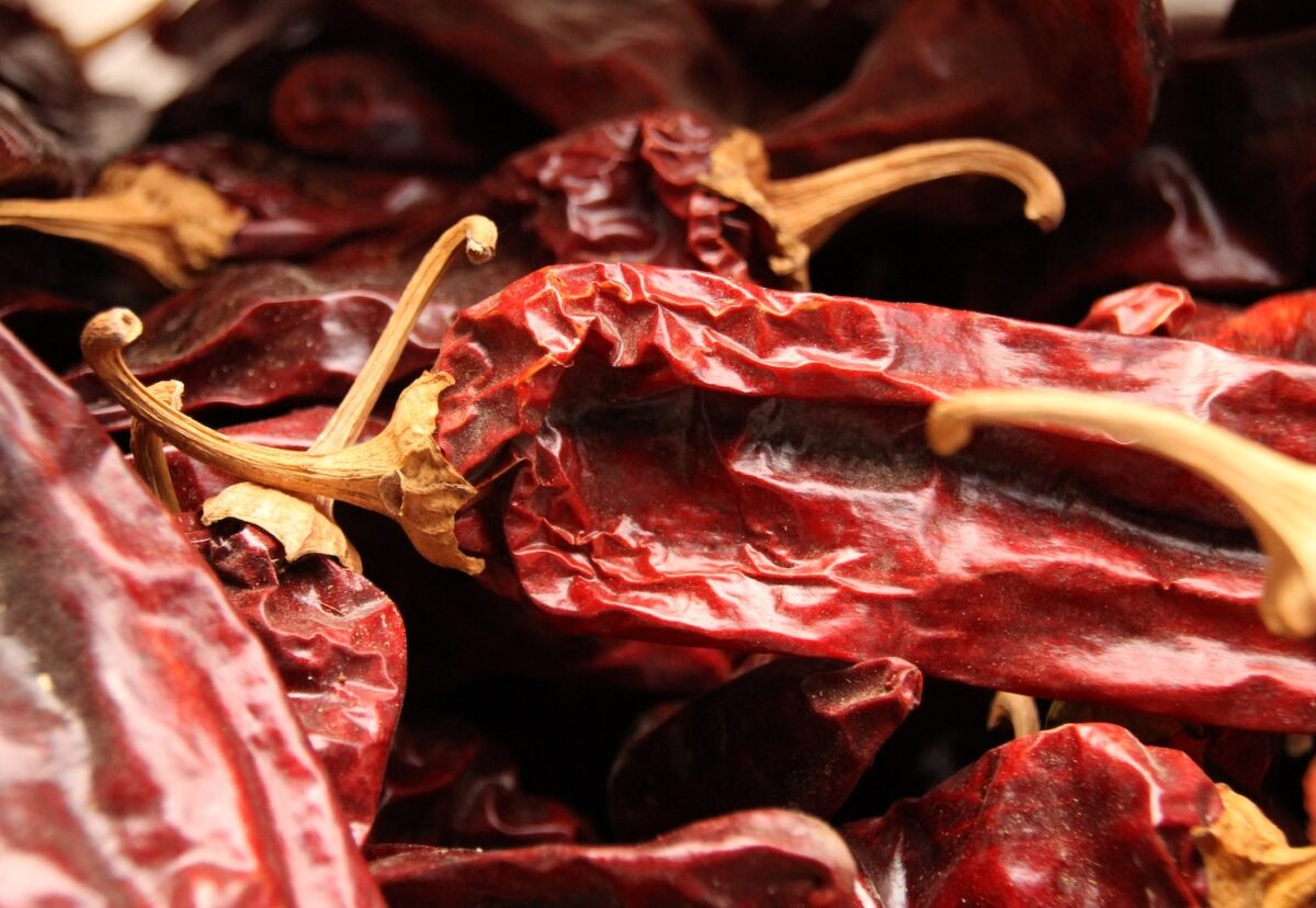 Pimientos secos: ¿Qué son? ¿Cómo rehidratarlos? Y recetas para utilizarlos
