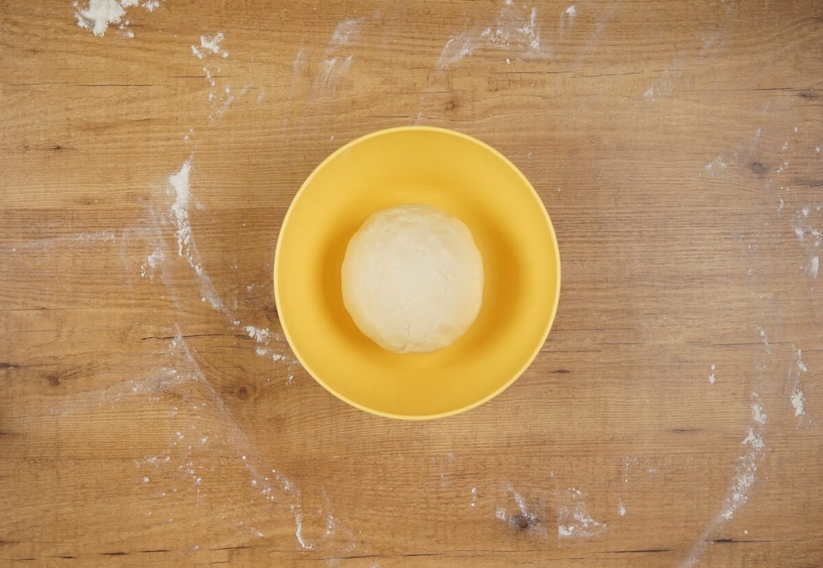 Pizza napolitana con masa casera