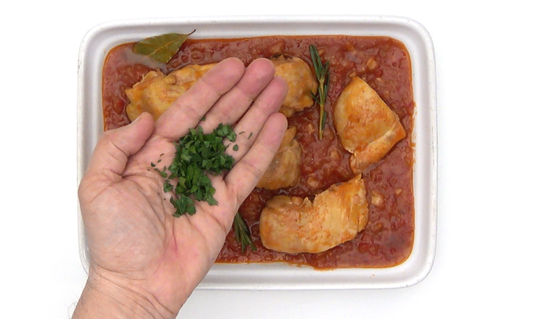 Pollo en salsa de tomate