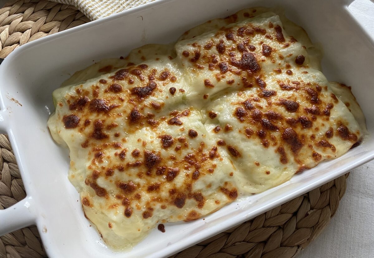 Puerros gratinados. Una receta fácil paso a paso