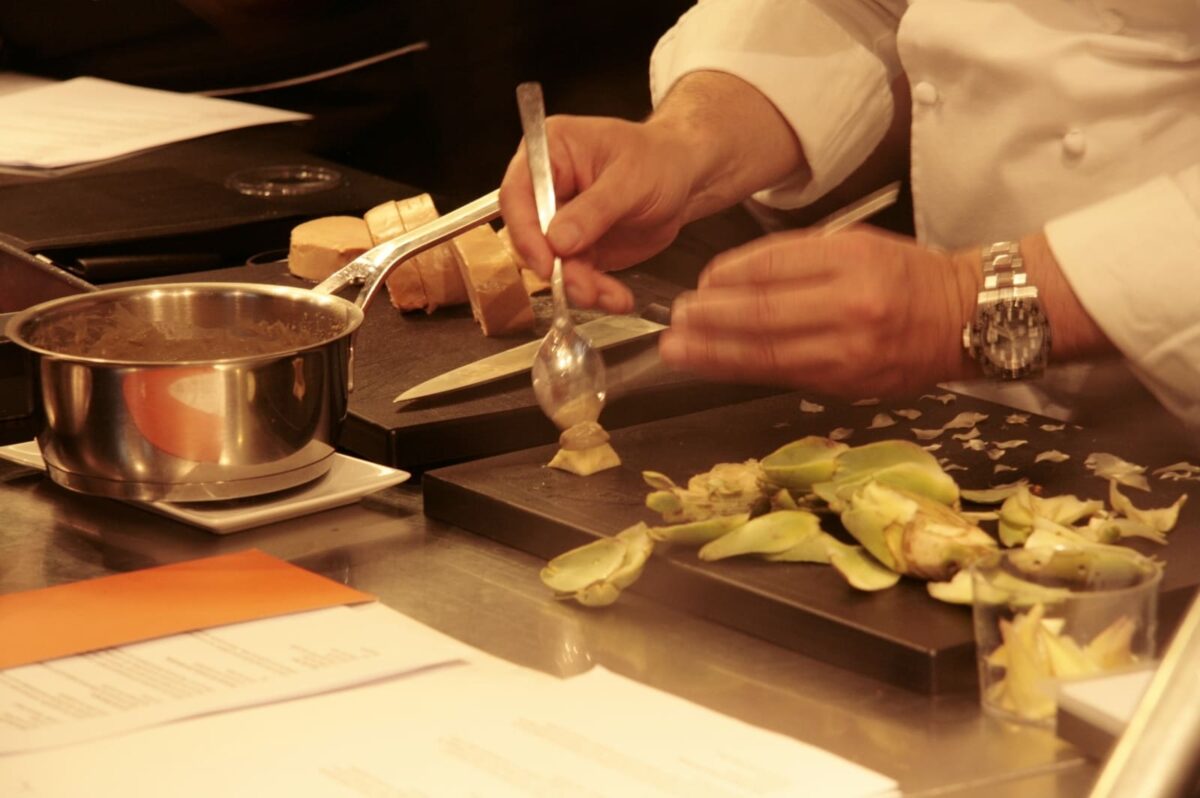 Steak Tartar Joan Roca paso 27