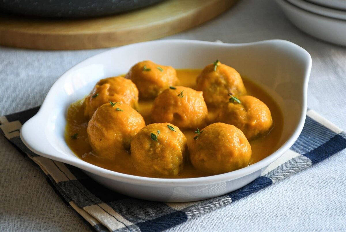 albóndigas de ternera en salsa paso 13