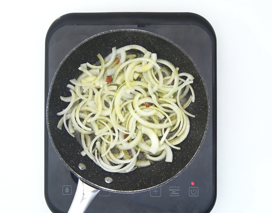 Calamares encebollados