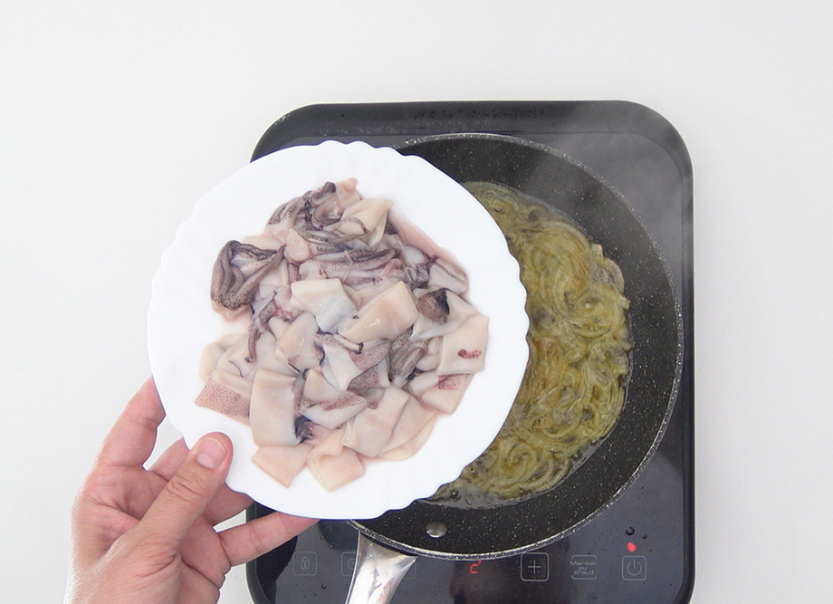 Calamares encebollados
