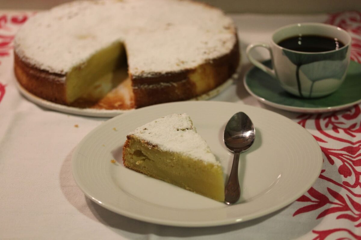 coca llanda o torta caldosa paso 11