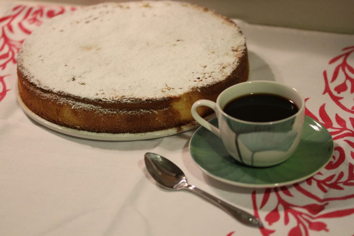 coca llanda o torta caldosa paso 8