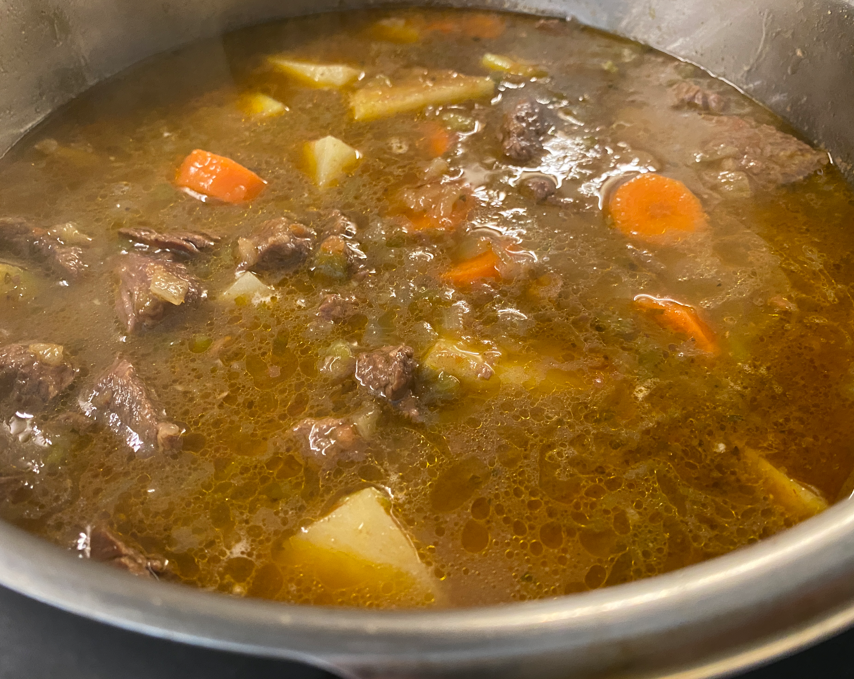 Estofado de carne al estilo colombiano