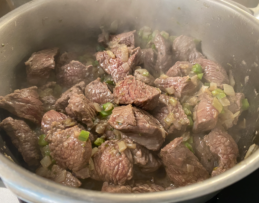 Estofado de carne al estilo colombiano