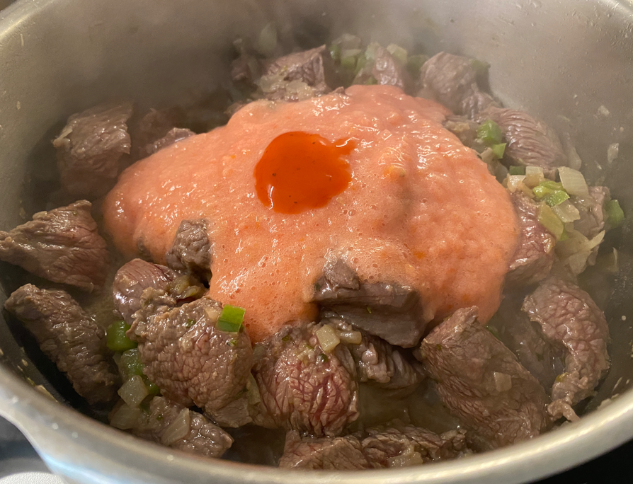 Estofado de carne al estilo colombiano
